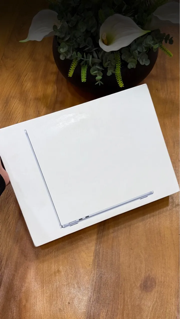 MacBook Air M4 16/256 13? Disponível lacrado a pronta entrega