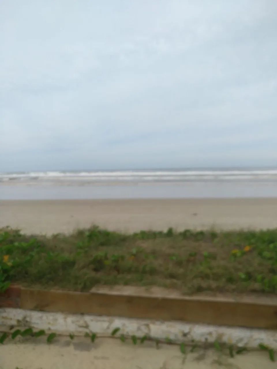 Vendo casa de praia simples