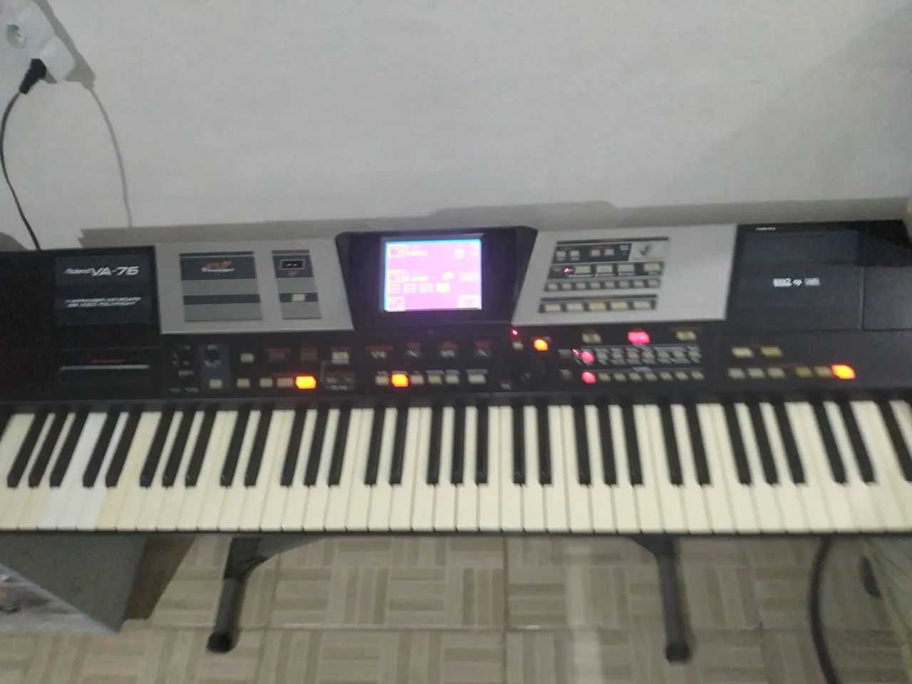 Teclado Roland VA76. Arranjador Profissional. - Instrumentos musicais ...