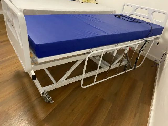 Cama hospitalar motorizada, solteiro, com colchão