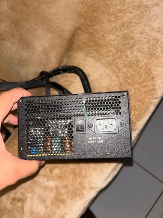 Fonte EVGA 600W 80PLUS bronze  - Foto 2