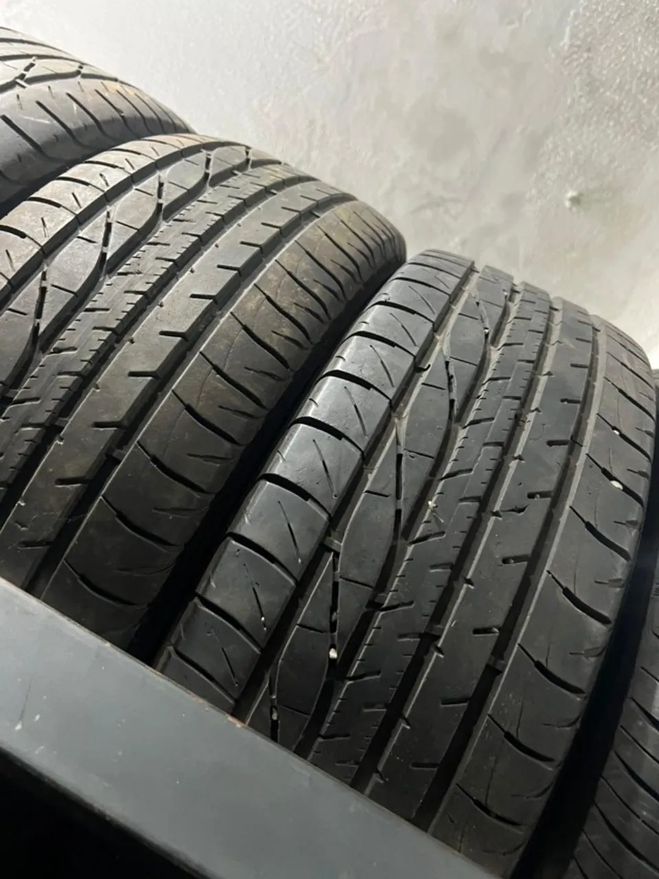 Pneu 185/65/15 Direction 75% Vida util