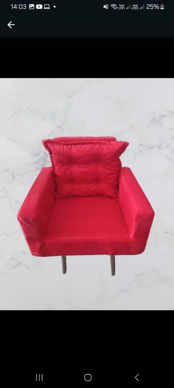POLTRONA ALMOFADADA