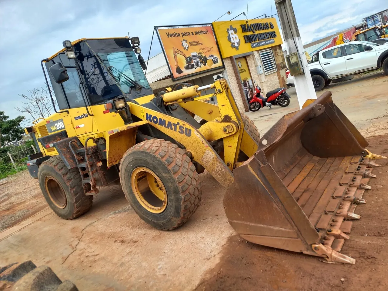 Pá Carregadeira Komatsu WA200