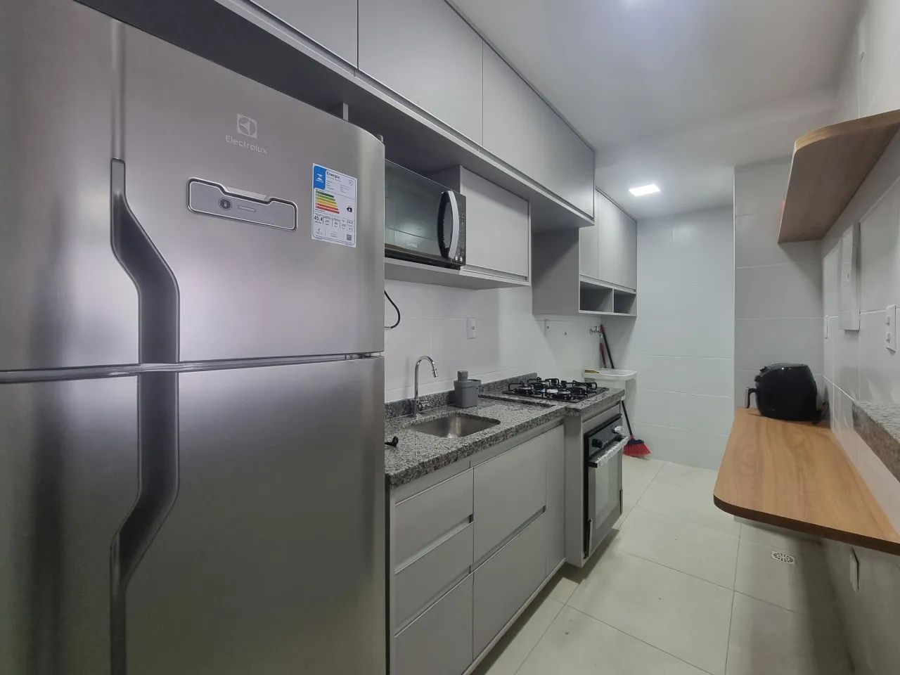 Apartamento 1 Quarto Mobiliado Em 47M² E 1 Vaga De Garagem Na Ondina. 11GKKHF - Foto 3