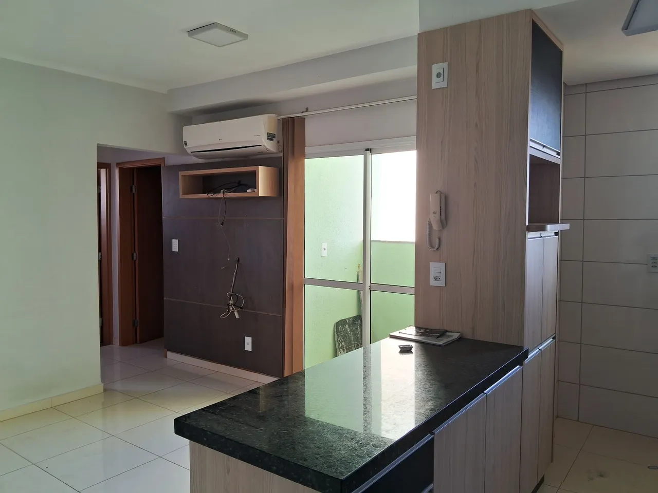 VENDE APARTAMENTO NA ARNE 61 - 604 N