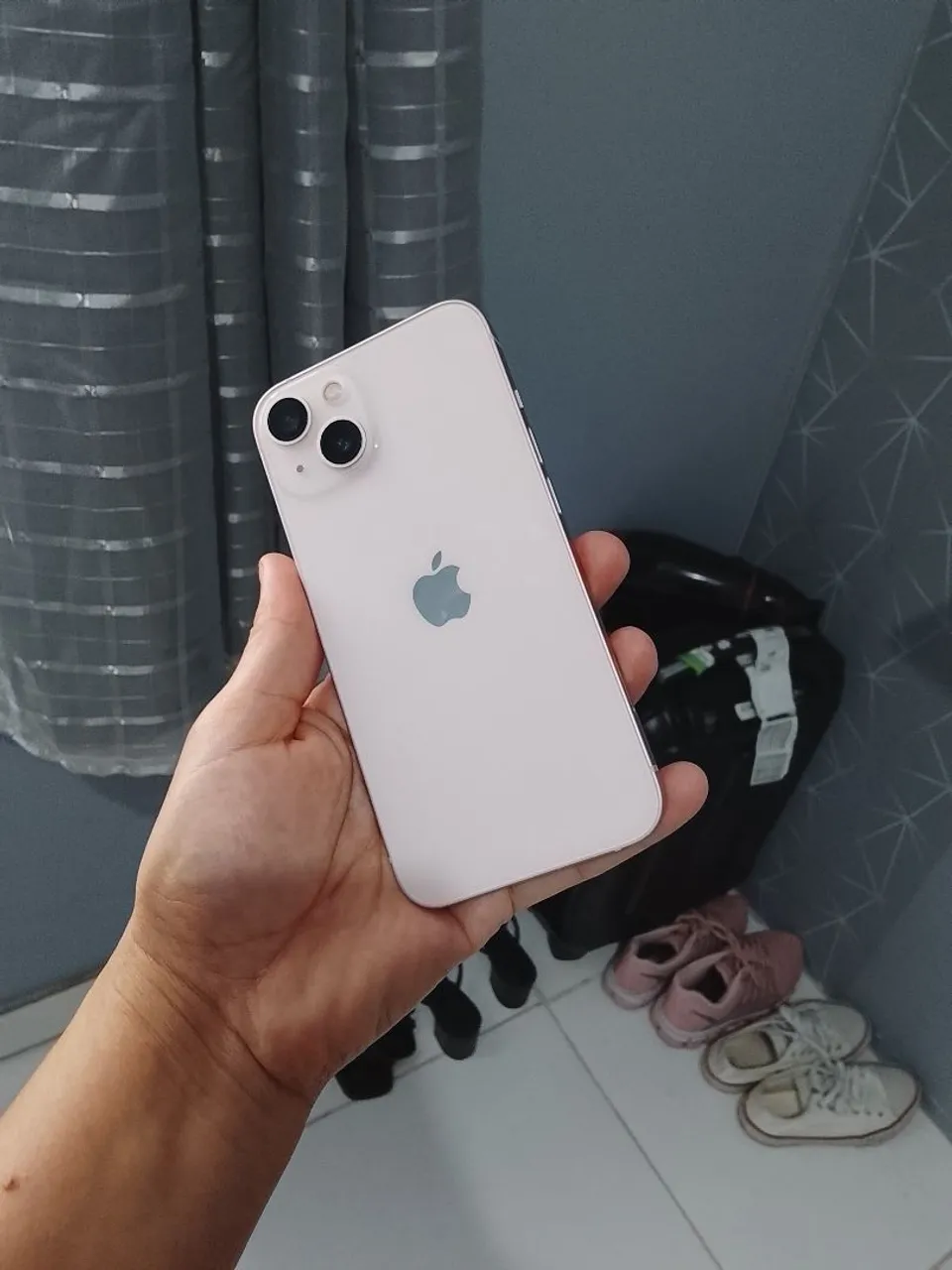 iPhone 13