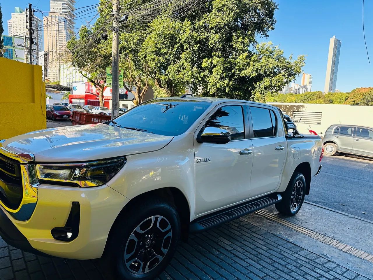 Vendo Hilux SRX 2022  - Foto 4