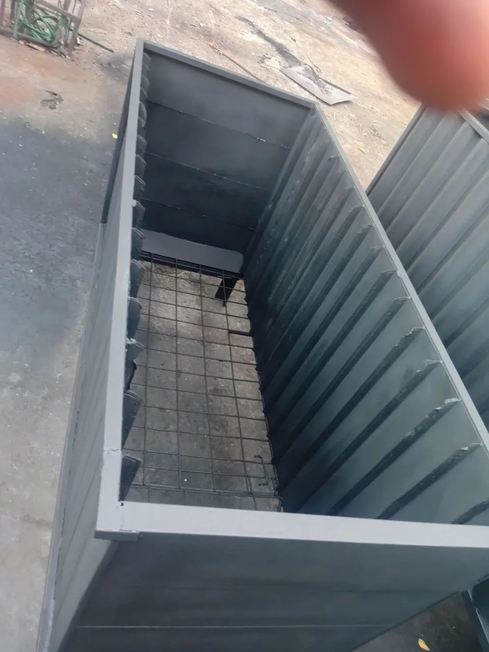 Lixeira  grande  industrial  - Foto 2