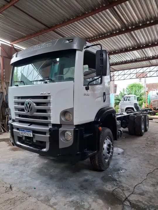 VOLKSWAGEN/ 31-330 TRAÇADO<br>CONSTELLATION. 6X4  DIESEL<br>