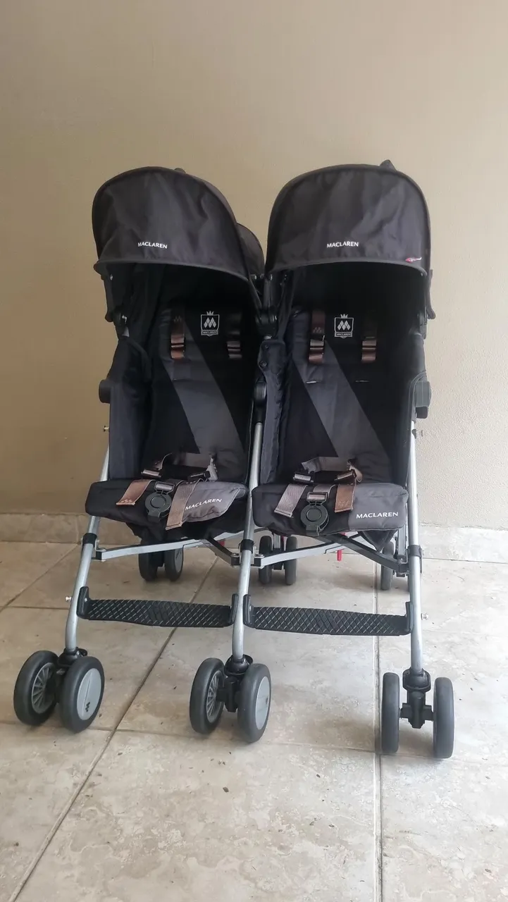 Carrinho de Bebê Duplo Maclaren