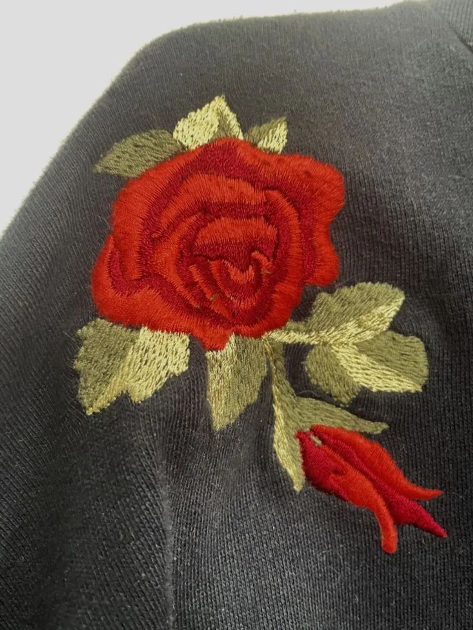 Zara - Moletom com Rosas - Foto 4
