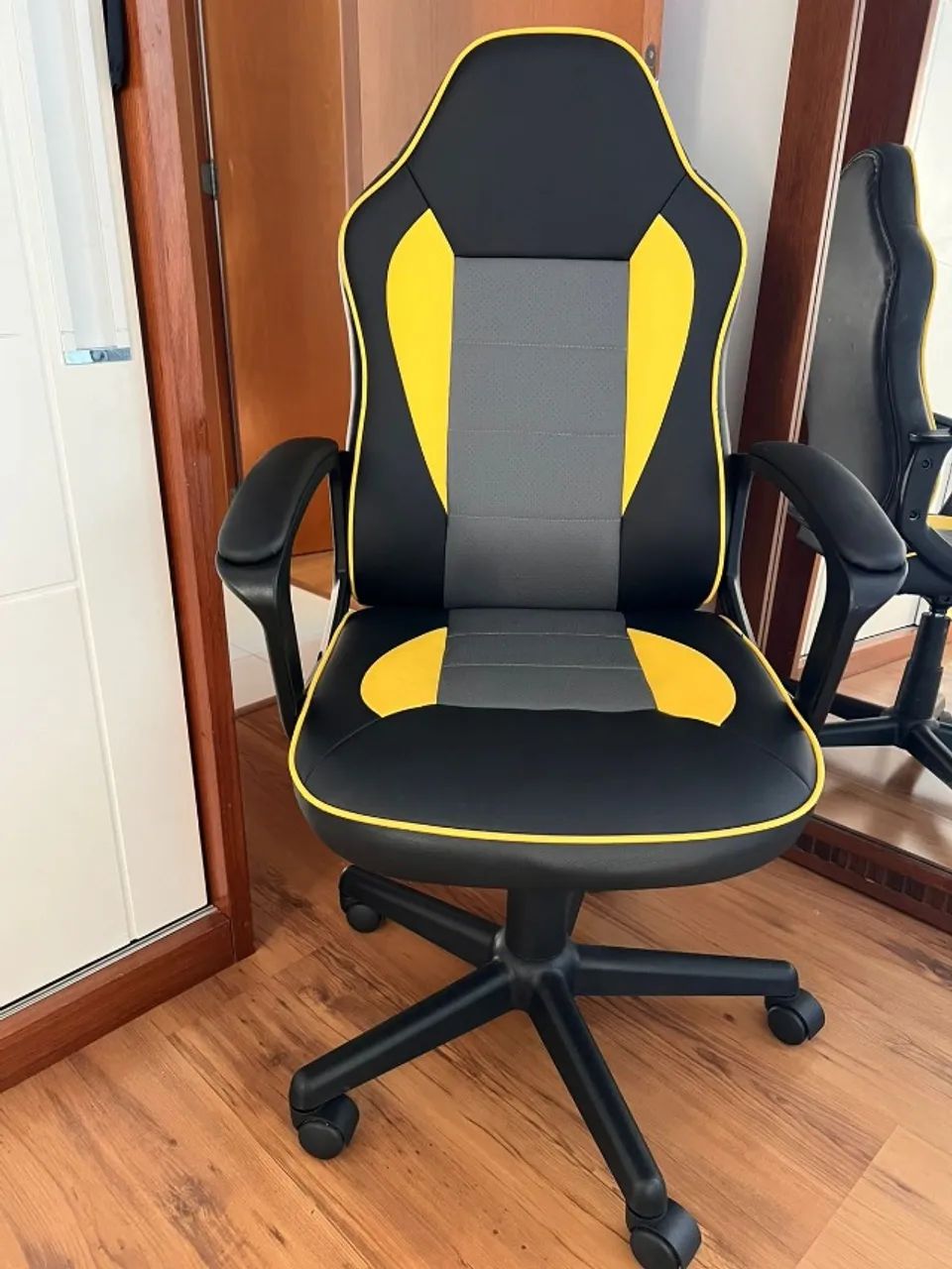 CADEIRA GAMER PLAY - Tok & Stok  (NOVÍSSIMA)  - Foto 3