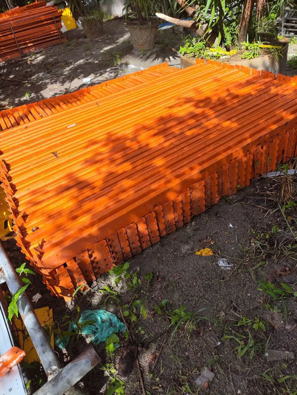 Lote de Longarinas /Montantes diversas para porta paletes