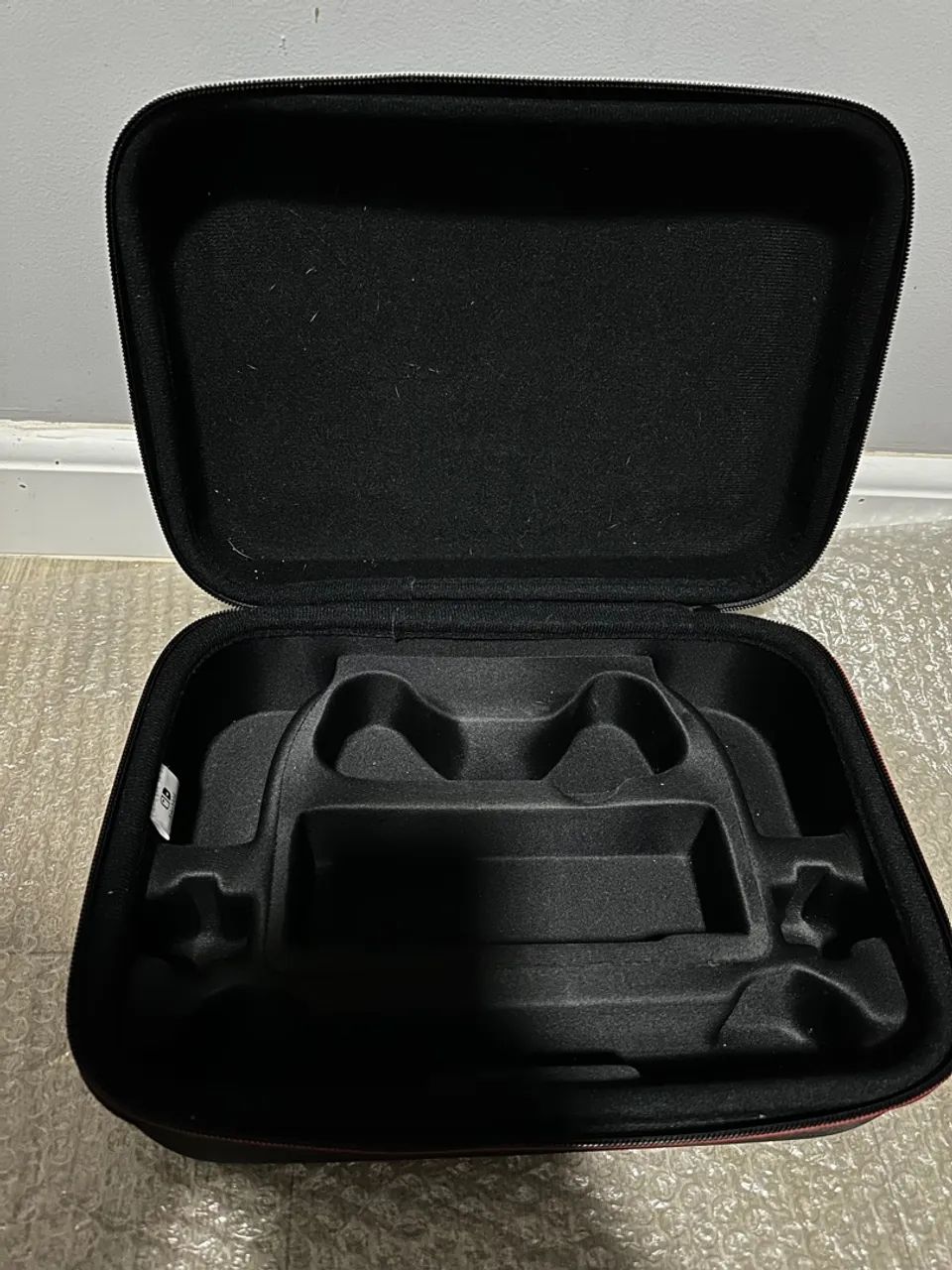 Maleta Nintendo Switch Original - Foto 2