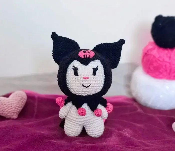 Kuromi de Crochê - Amigurumi  - Foto 3