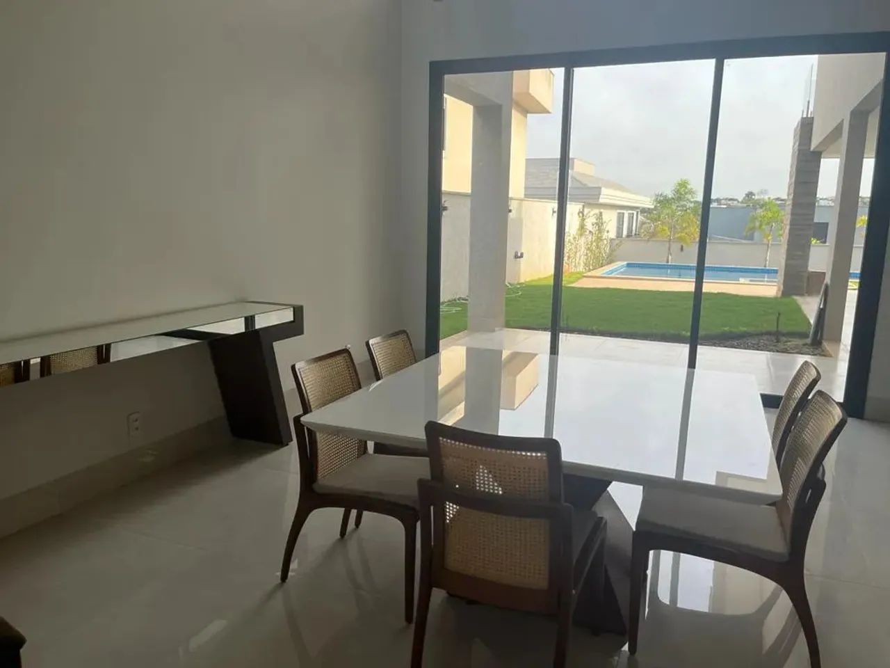 Excelente sobrado 04 suites condomínio Jardins Munique - Foto 5