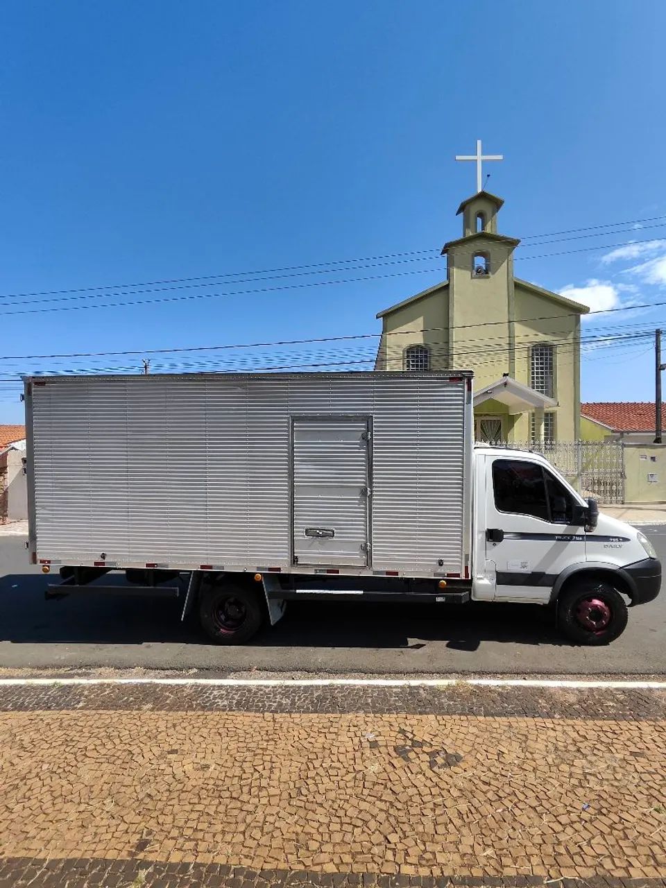 Caminhão Iveco Daily 70C17 2014 (Motor Novo 40.000 km) - Foto 5