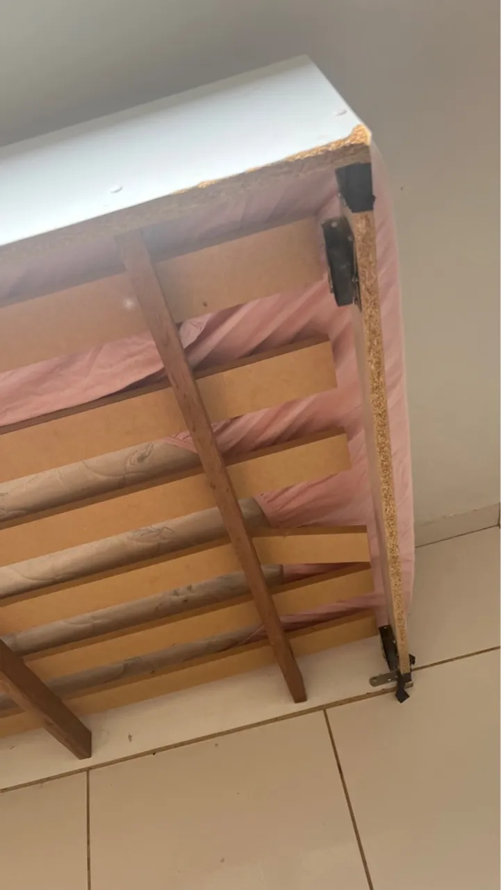 Cama de chão + colchão solteiro
