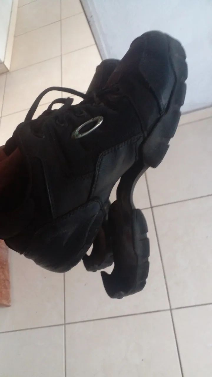 Boot da oklaey . SÓ COLAR !! - Foto 2