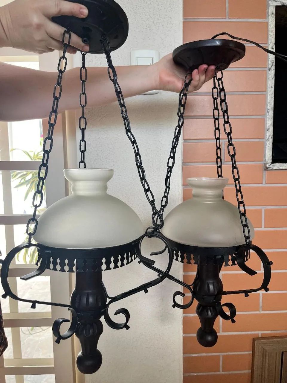 Lustre colonial para uma lâmpada - Foto 3