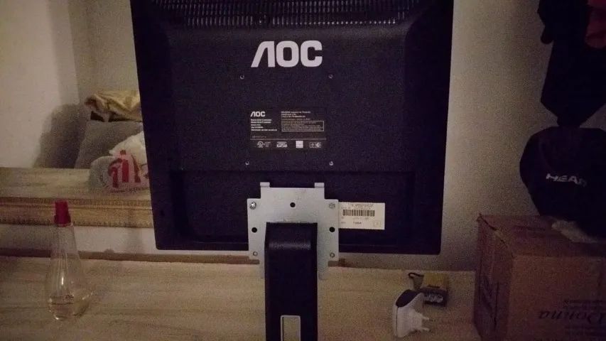 Monitor AOC LCD de 17 - Foto 3