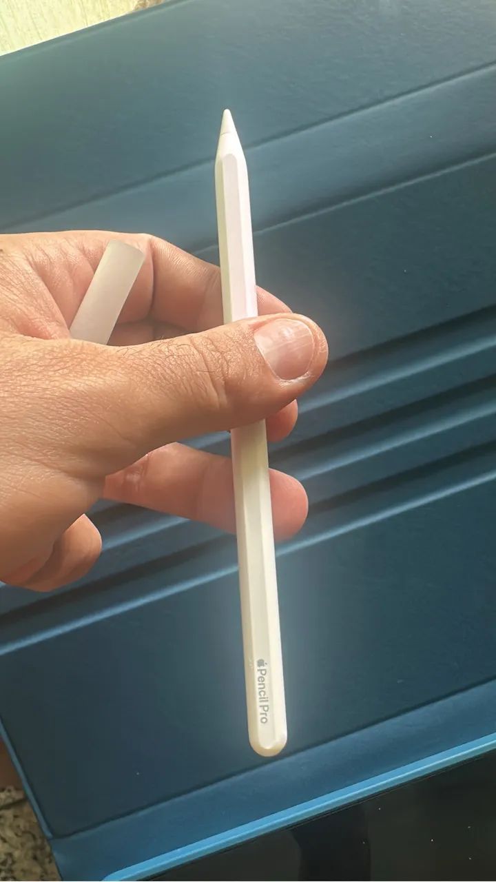 Apple Pencil pro novo - Periféricos e Acessórios de Computador