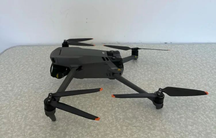 DRONE DJI MAVIC 3 CLASSIC - Foto 4