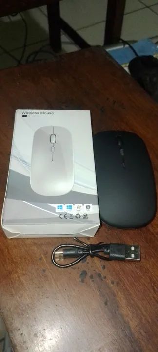 Mouse Bluetooth com LED