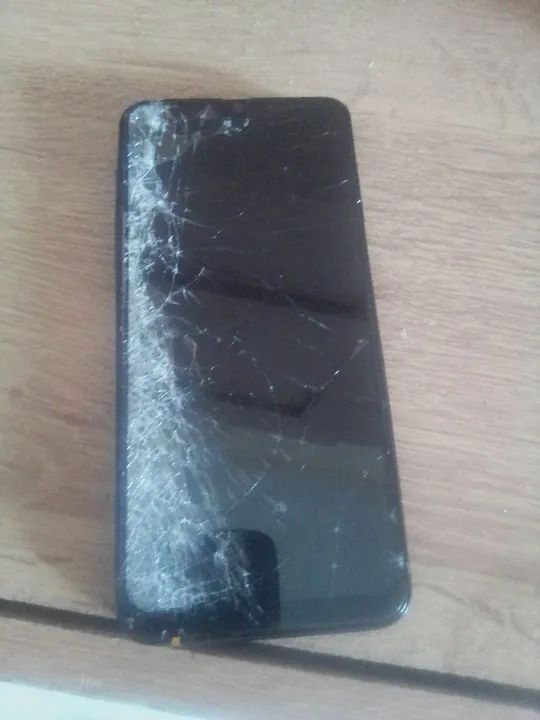 Vendo celular Samsung M31 pra retirada de peça.