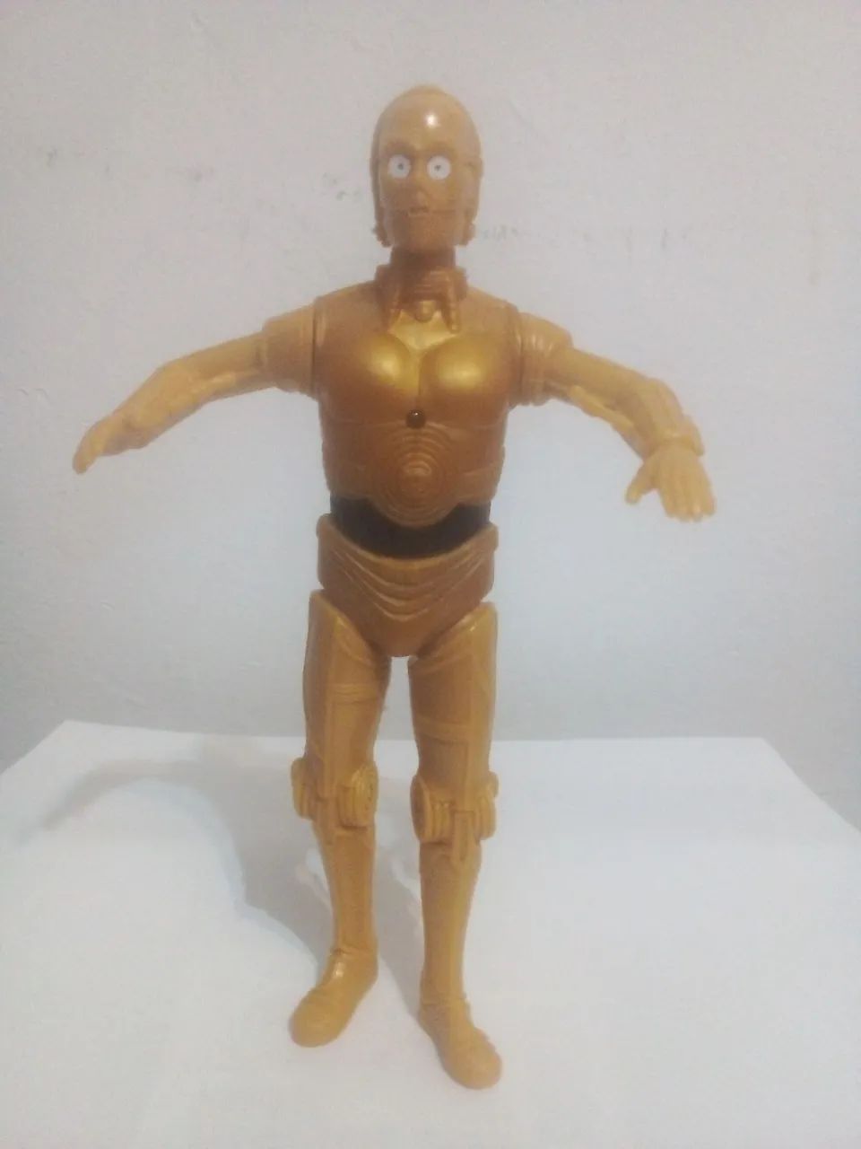 Dois bonecos articulados Star Wars, C-3PO e R2-D2 - Foto 3