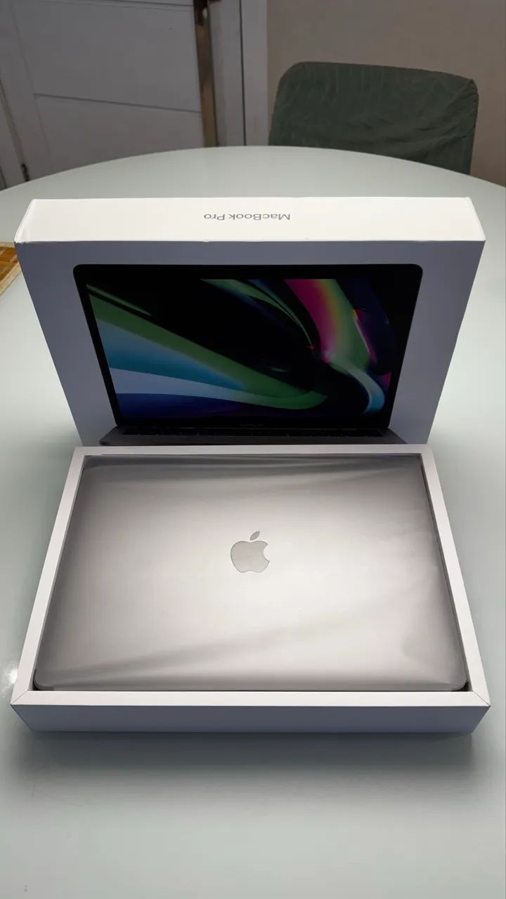 macbook pro 13 2020