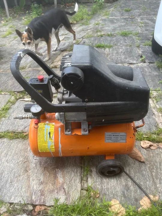 Compressor de ar para pintura - Semi-novo