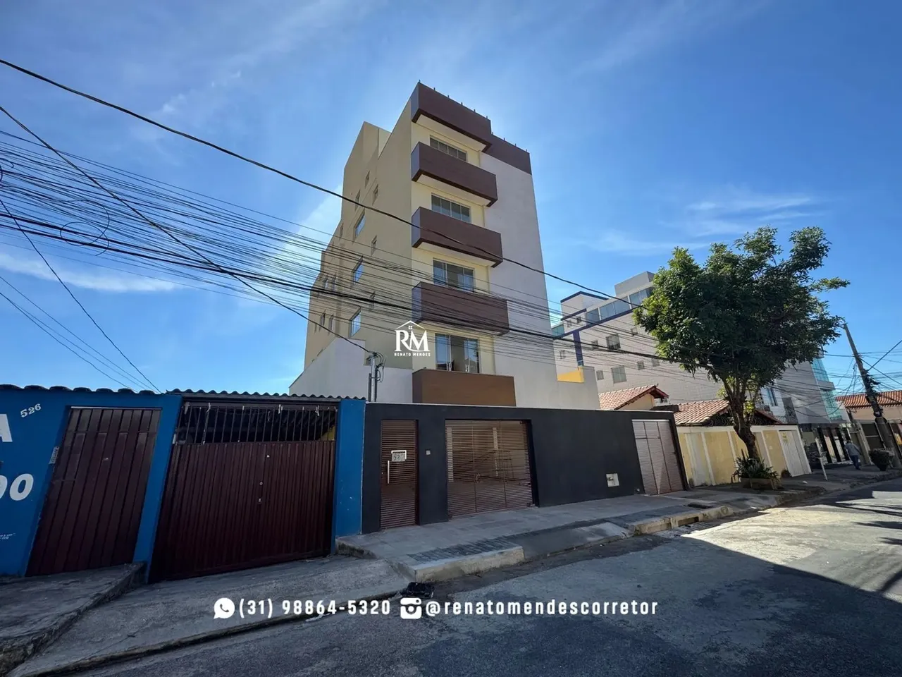 Apartamento de 02 quartos sendo 01 com suíte, 02 vagas de garagem no Bairro Novo Riacho