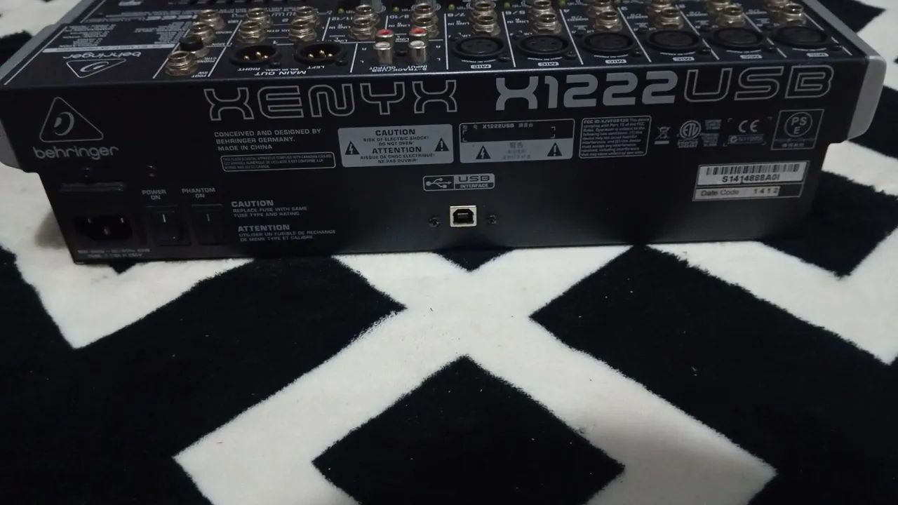 Behringer Xenyx X1222USB - Foto 4
