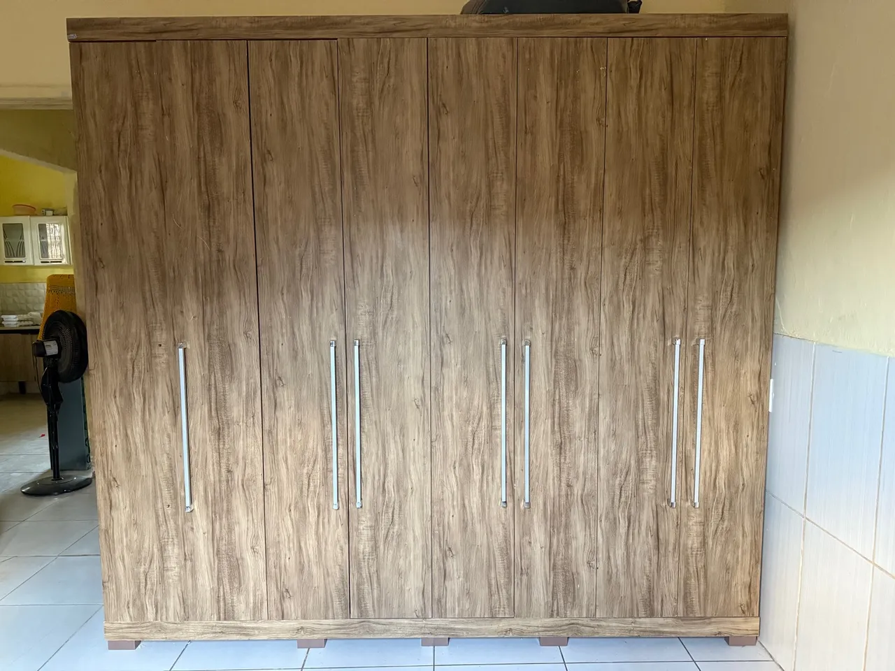 Guarda-Roupa 8 Portas