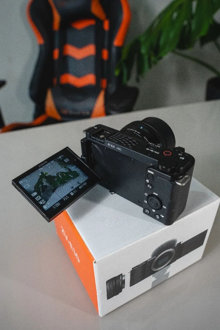 Sony ZV-E10 Camera64318752455681125