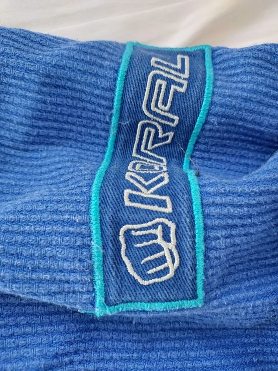 KIMONO KORAL CLASSIC A3 + FAIXA AZUL KEIKO  - Foto 2