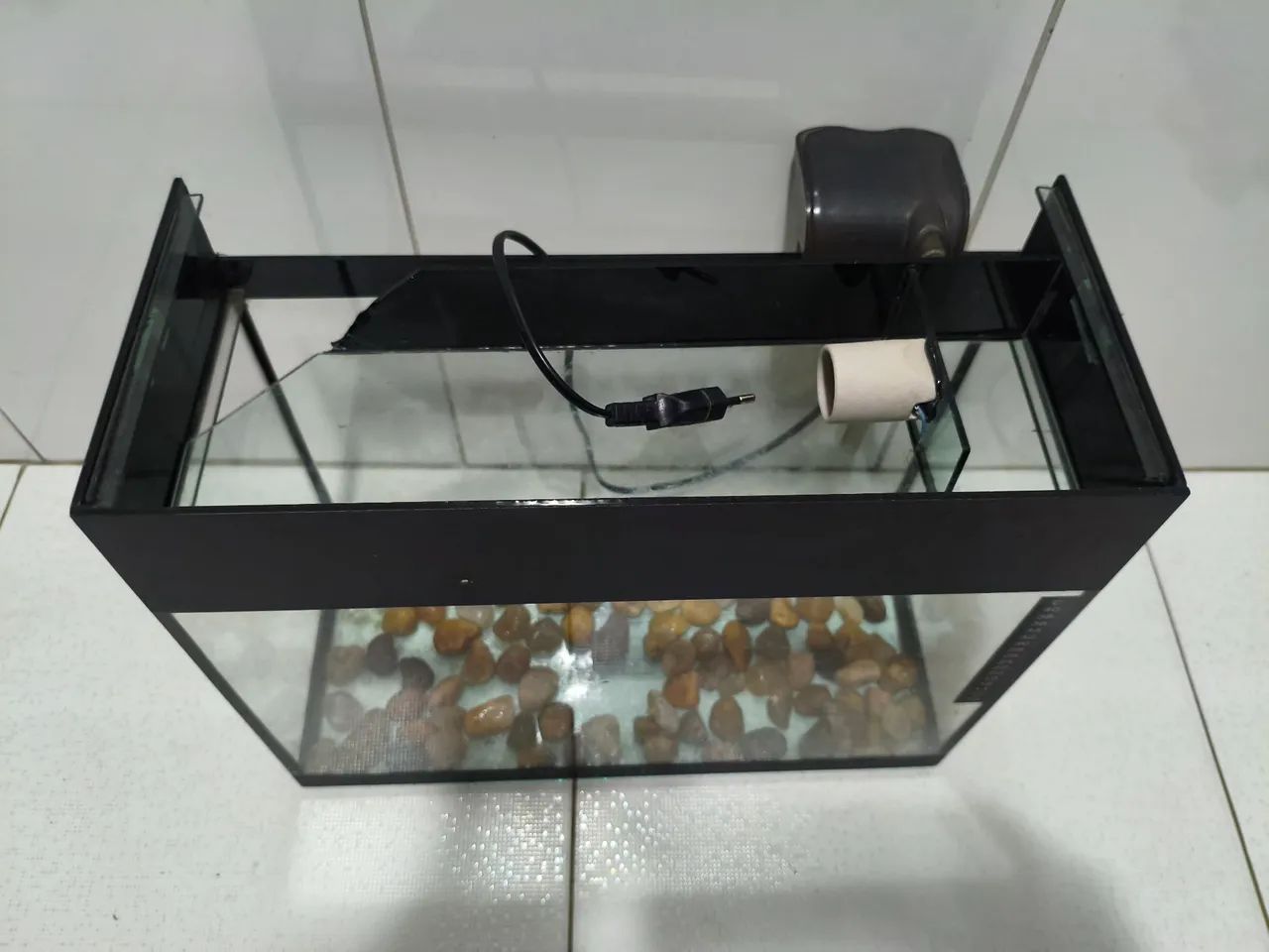 Vendo Aquário R$100 - Foto 2