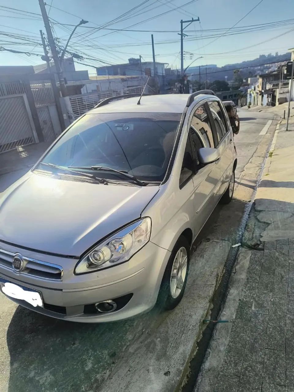 Fiat Idea Attractive 1.4 Fire Flex 8V 5P 2013 - Foto 3