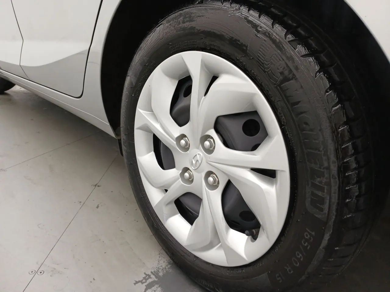 Hyundai HB20S Comfort Plus 1.0 TB Flex 12V Mec., foto 12 de 18