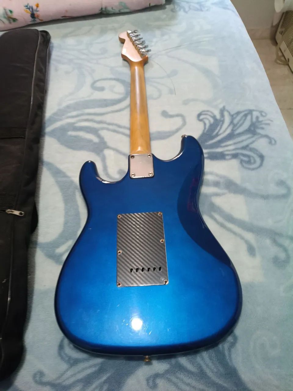 Guitarra Eagle  - Foto 2