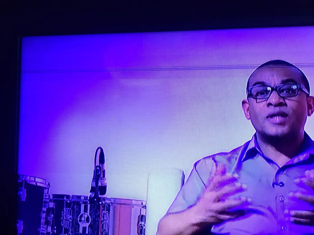 TV 32 polegadas com defeito - LG Smartv 