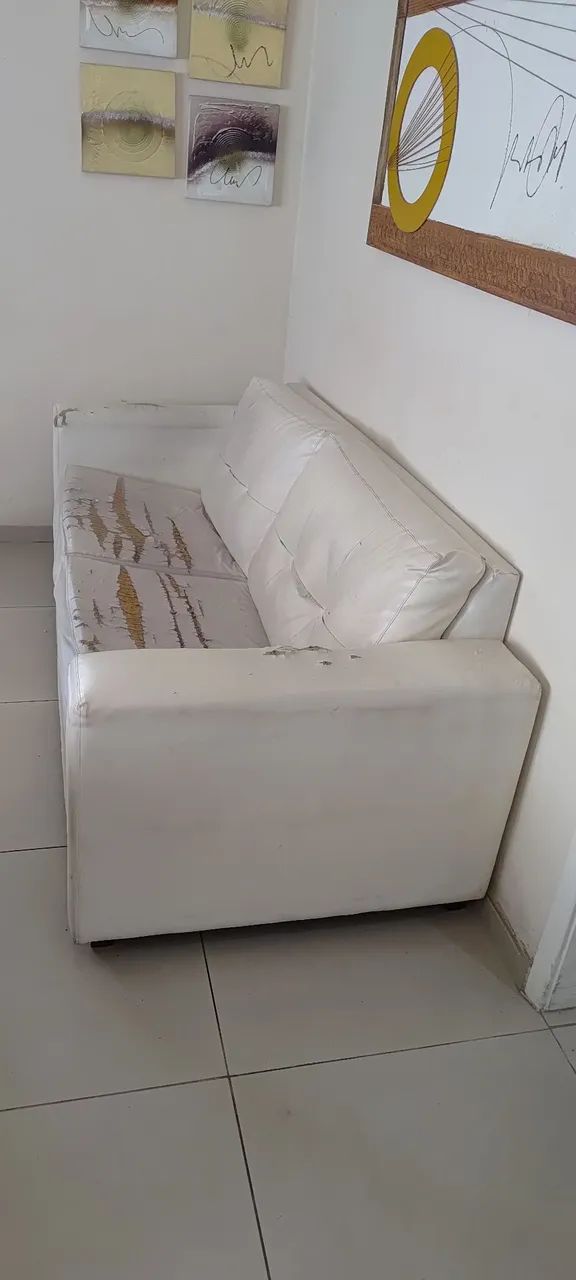 Sofá de couro sintético branco - Foto 2