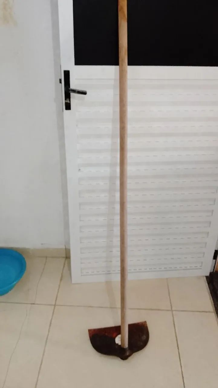 Uma enxada 