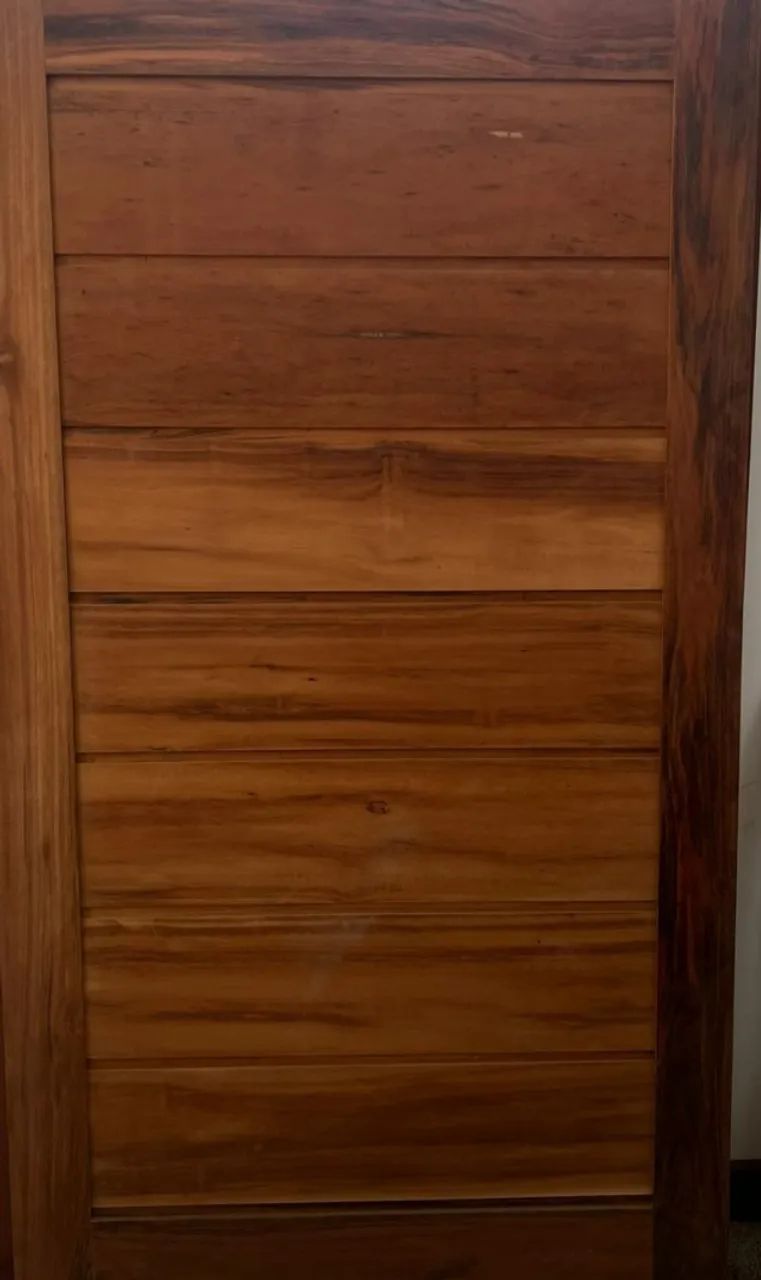 Porta Pivotante de Madeira - Foto 2