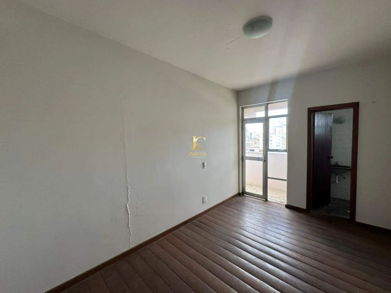 Apartamento 3 Quartos com 1 Suíte no Centro de Divinópolis  Frente, 115 m² - Foto 4