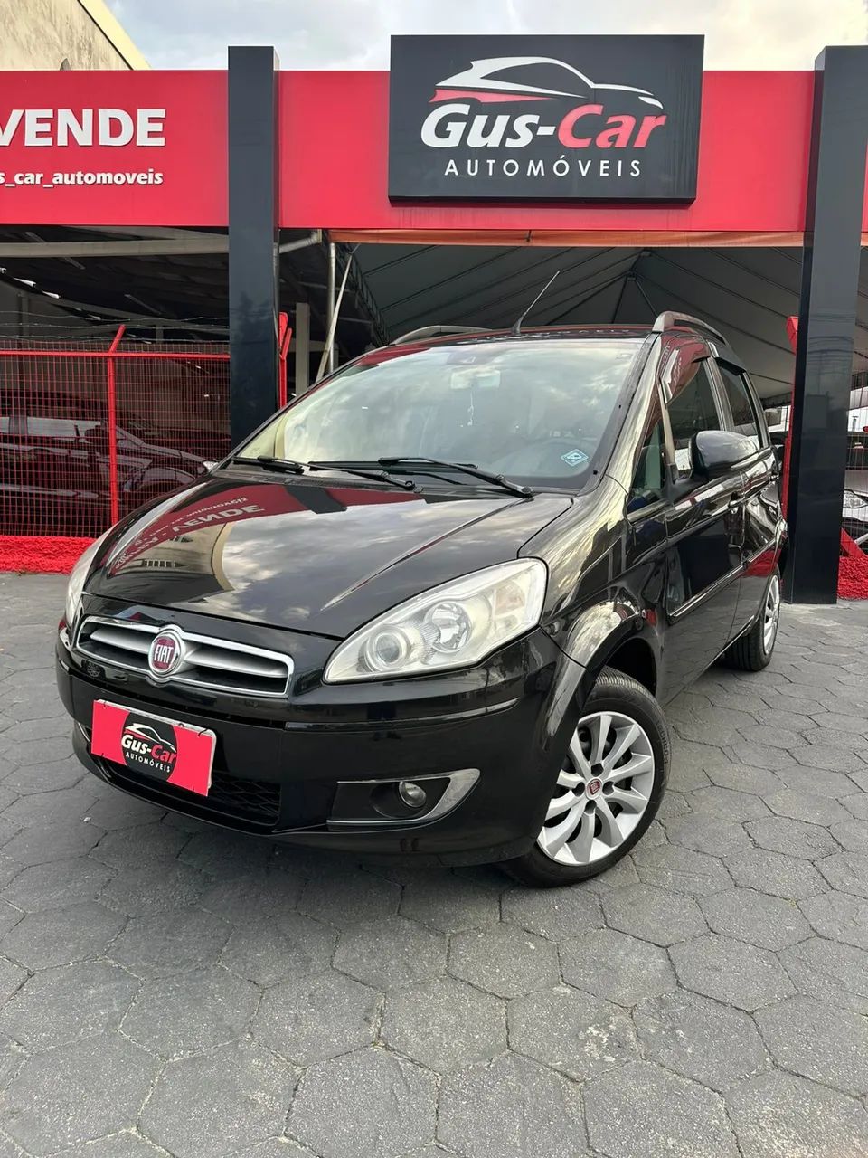 Fiat Idea Attractive 1.4 Fire Flex 8V 5P 2014