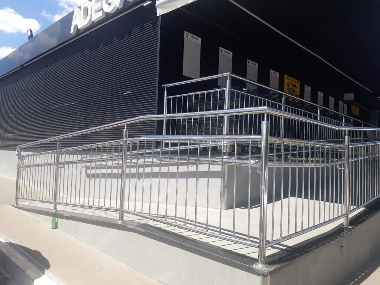 PROFISSIONAL/SERRALHEIRO DE AÇO INOX  - Foto 2