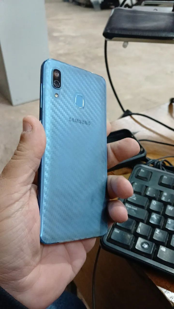 Samsung A30 64G - Foto 3